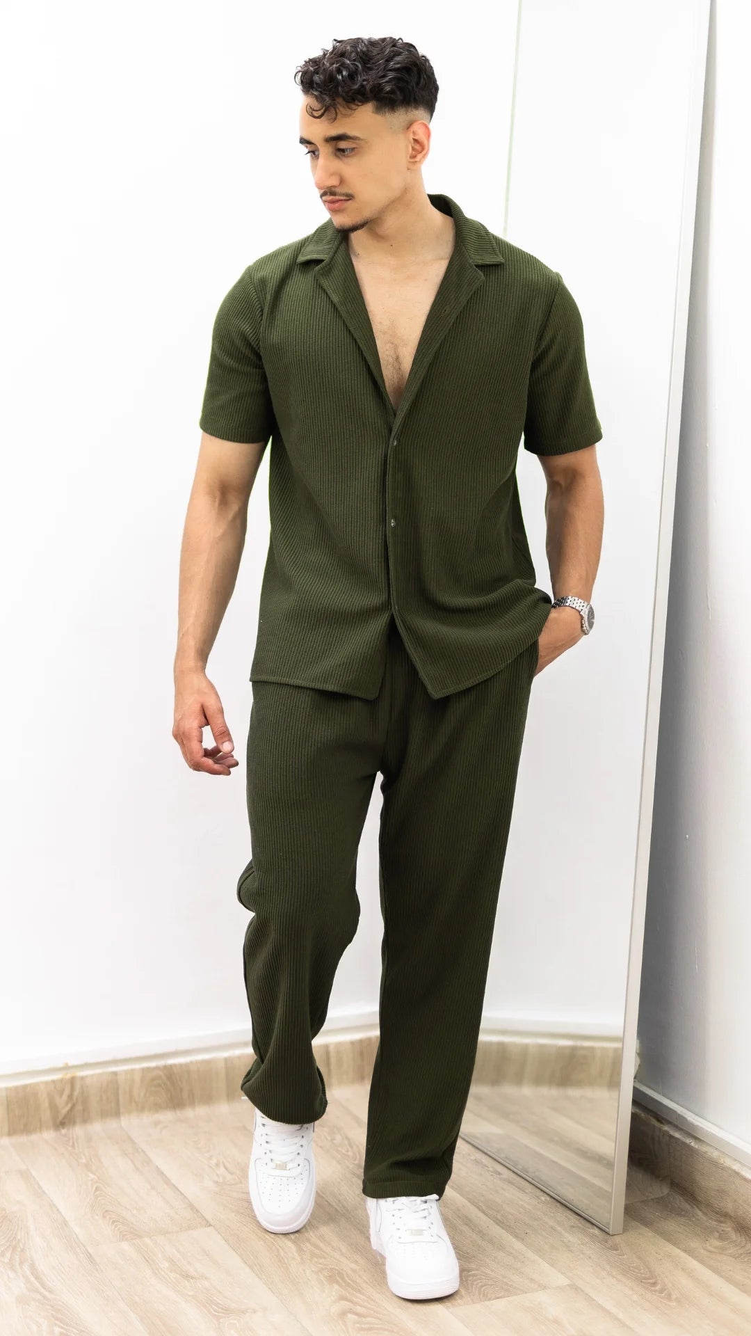 Ensemble de Luxe - chemise et pantalon plissé™- Vert raffiné