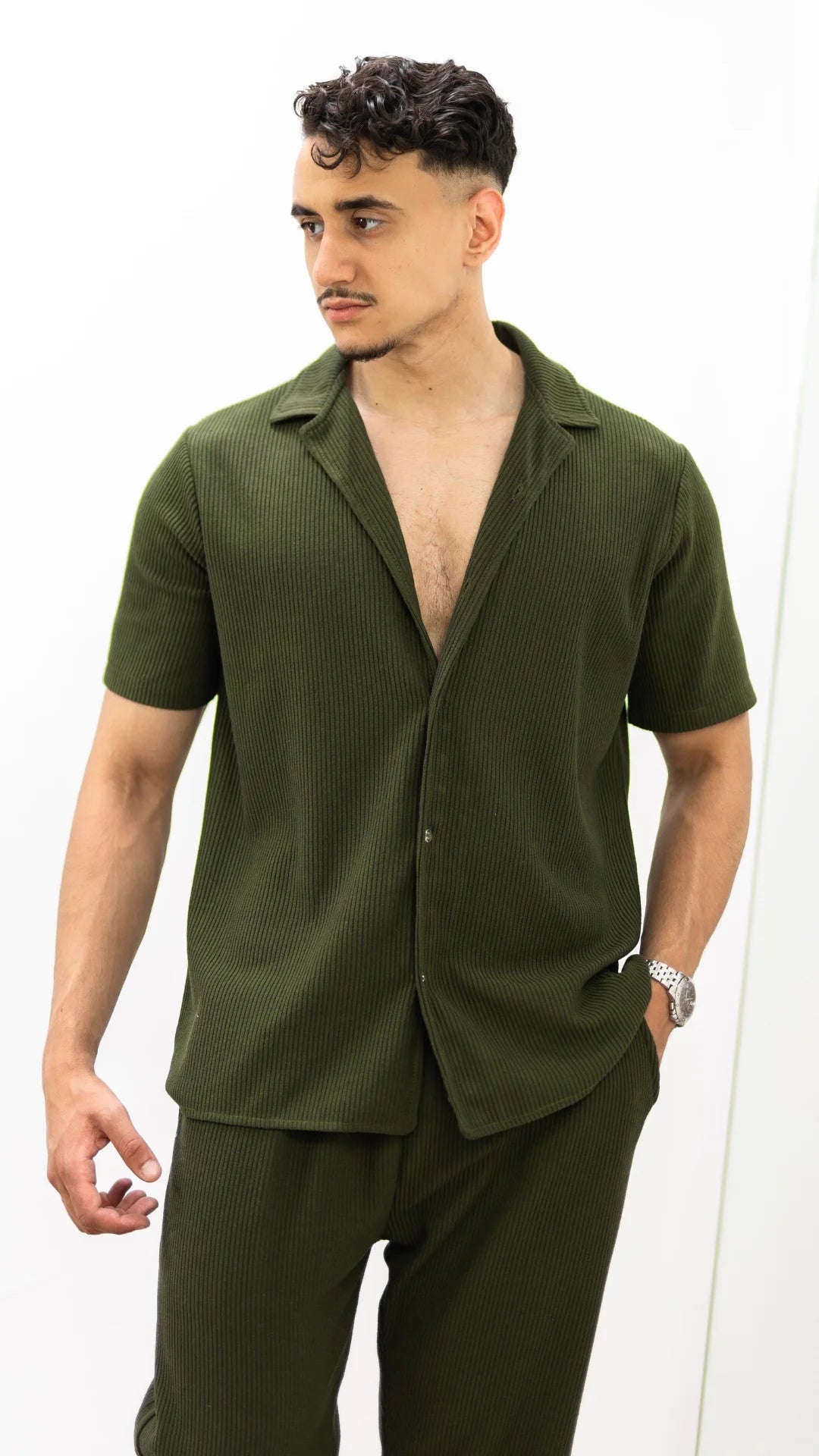 Ensemble de Luxe - chemise et pantalon plissé™- Vert raffiné