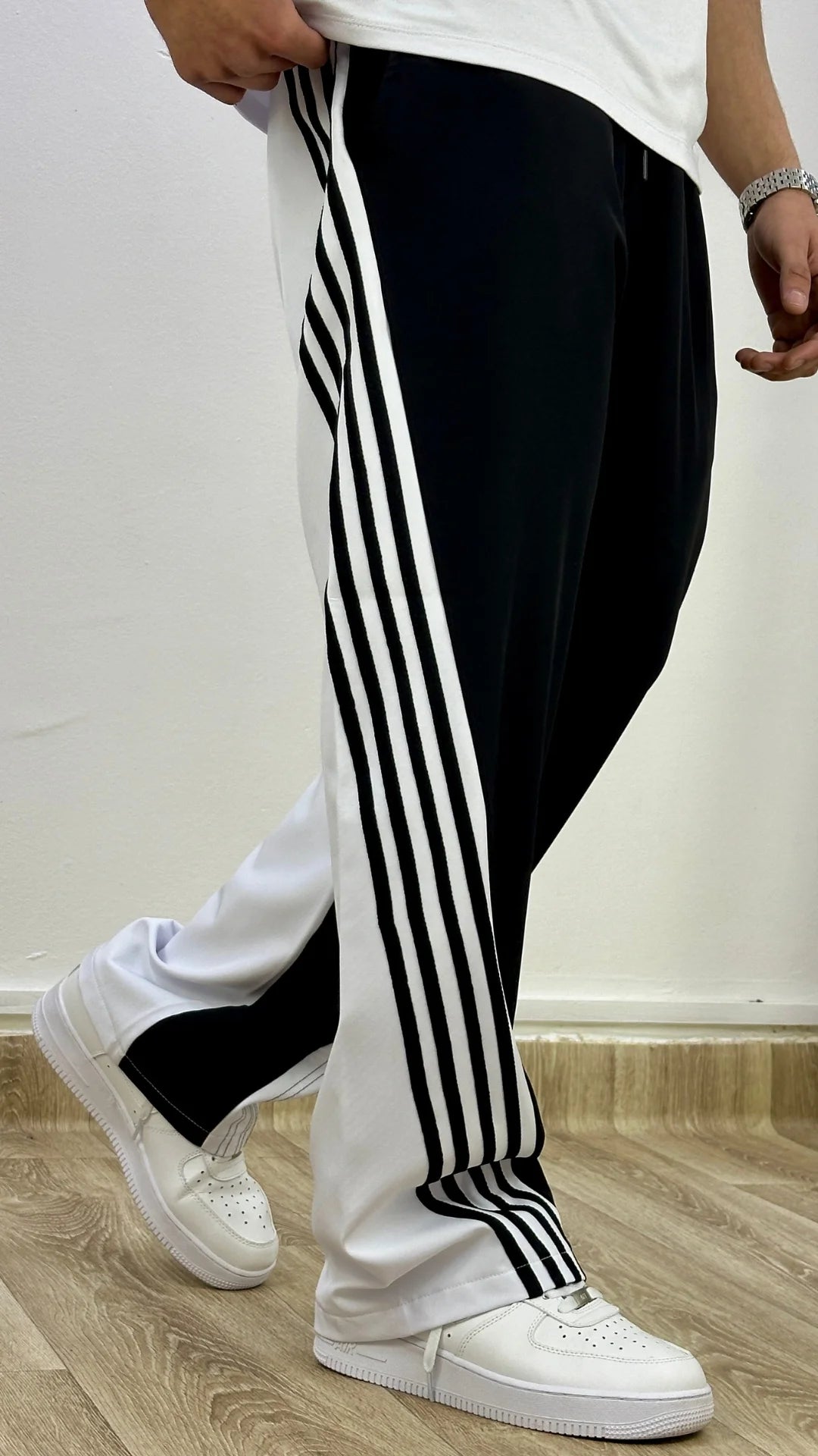 Street Stripes™ - Noir & Blanc