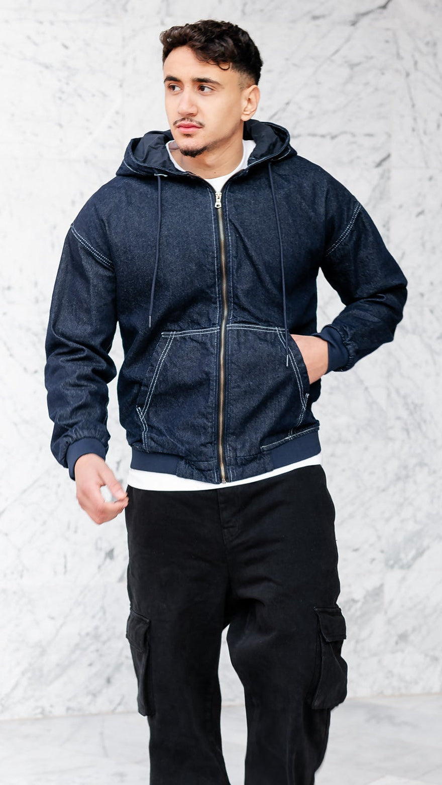 Hoodie en Jean™ — Le premier au Maroc