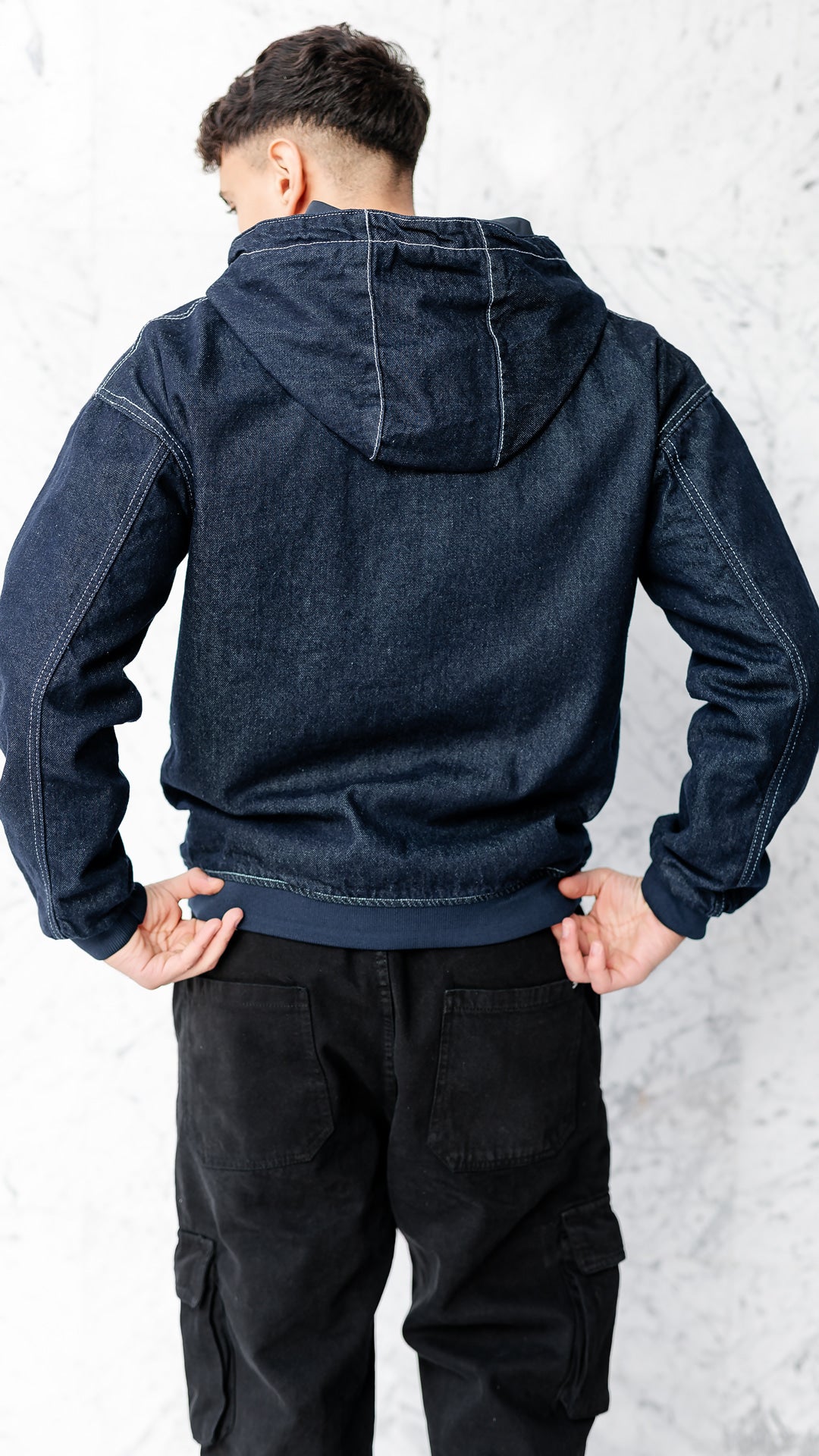 Hoodie en Jean™ — Le premier au Maroc