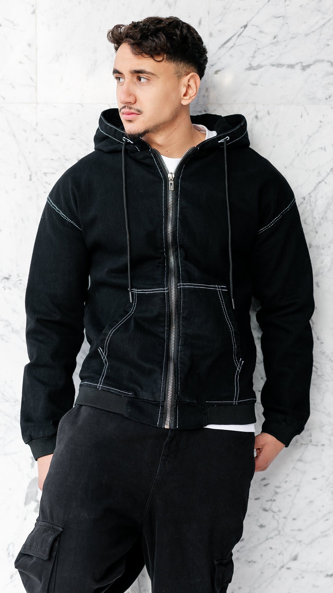 Hoodie en Jean™ — Le premier au Maroc