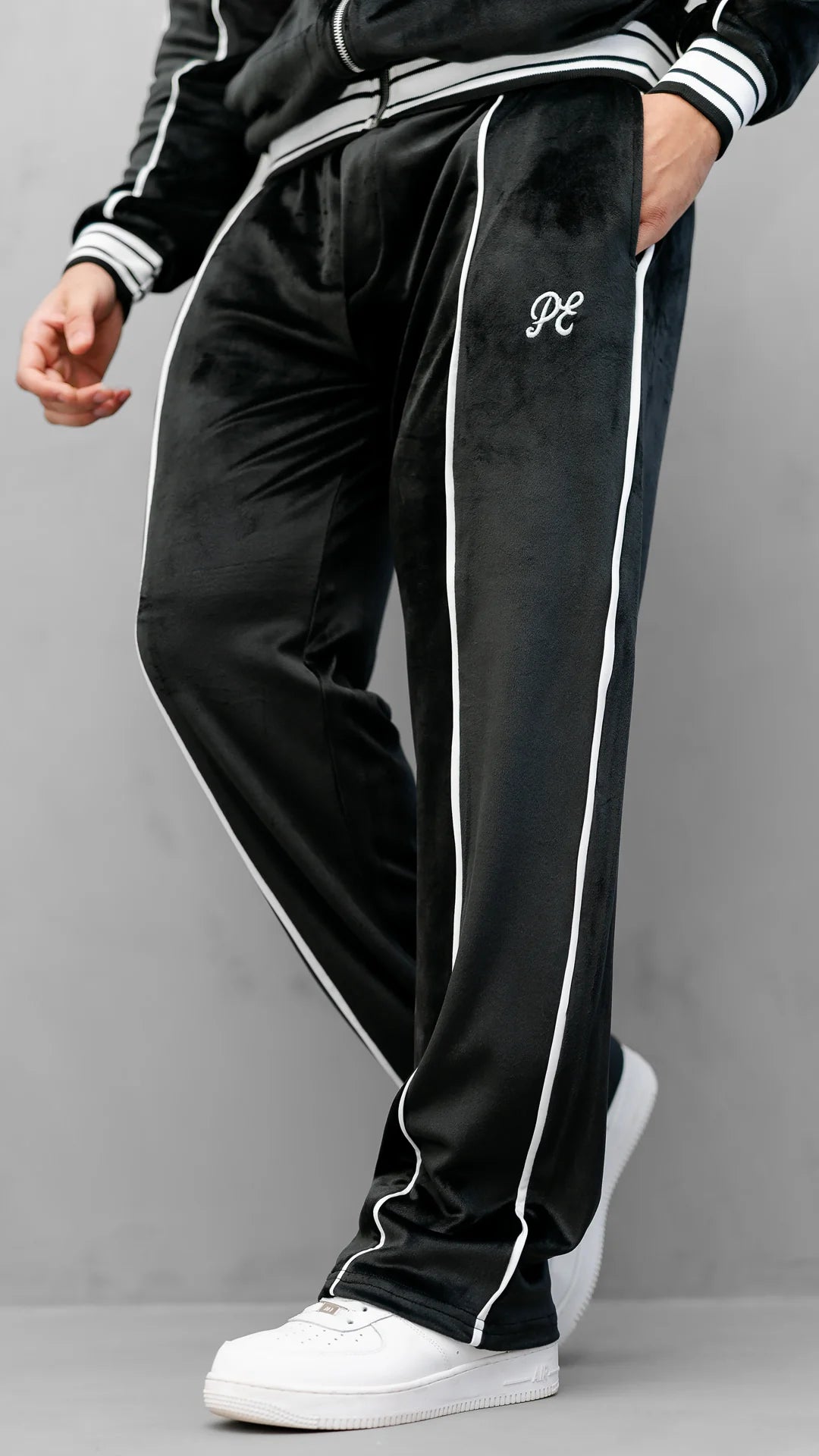 L'Ensemble NOVO - Noir Iconic