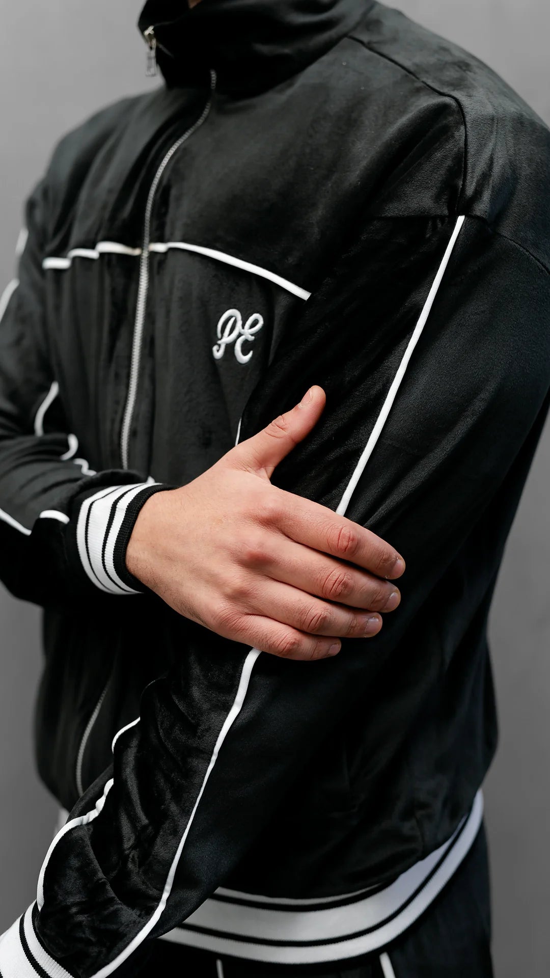 L'Ensemble NOVO - Noir Iconic